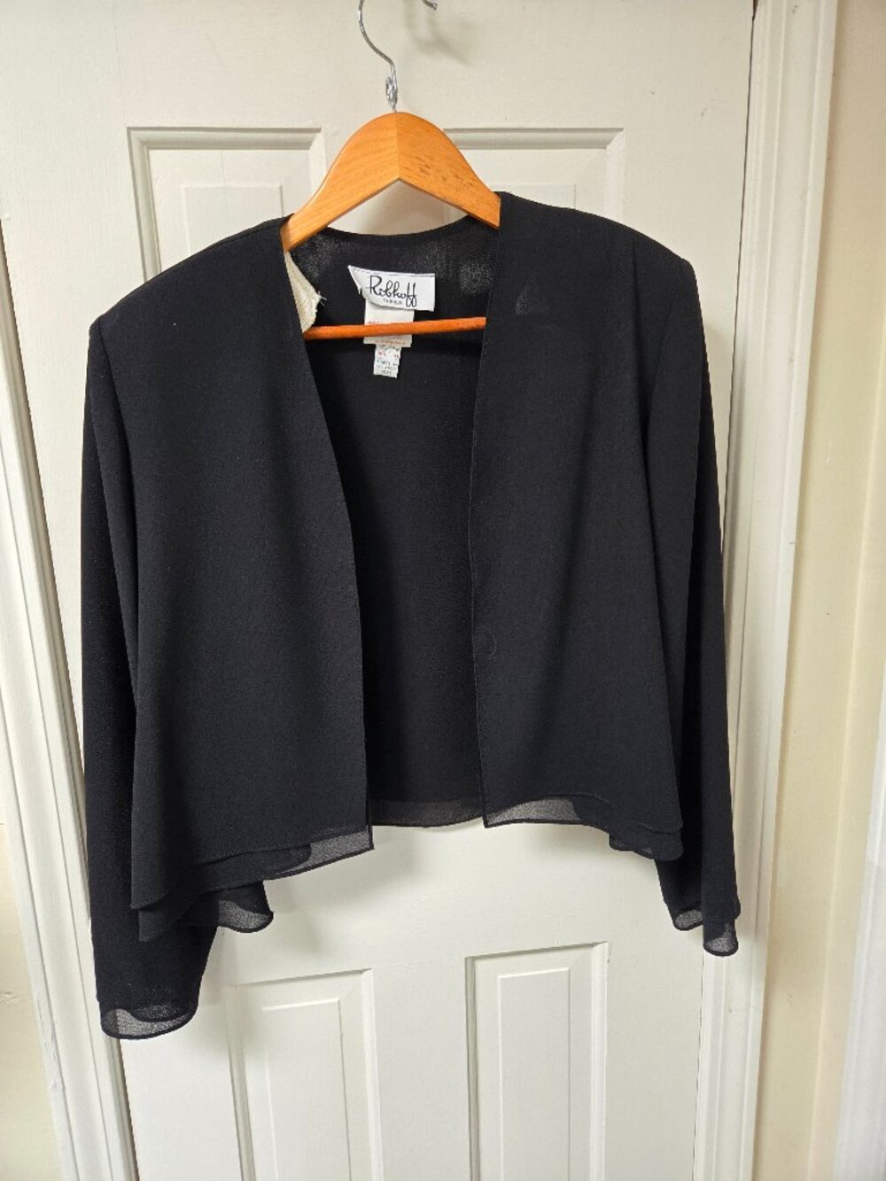 •  Joseph Ribkoff Trends Vintage Black Cropped Evening Jacket Size 16